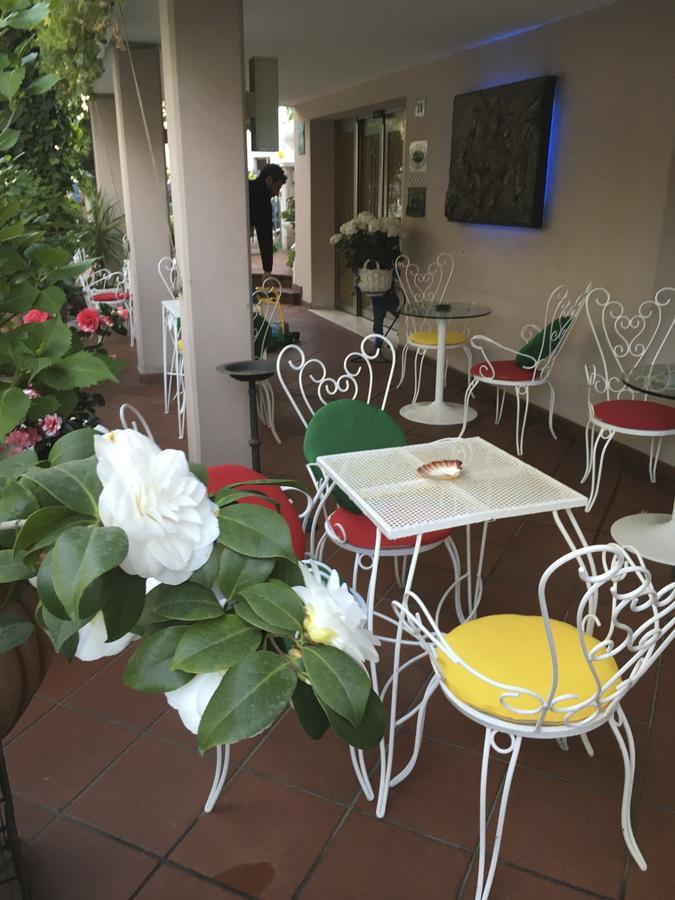 Hotel Derby Bellaria-Igea Marina Exterior photo